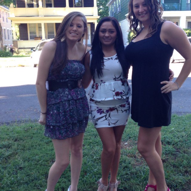 Devynnicoleee's profile picture. 