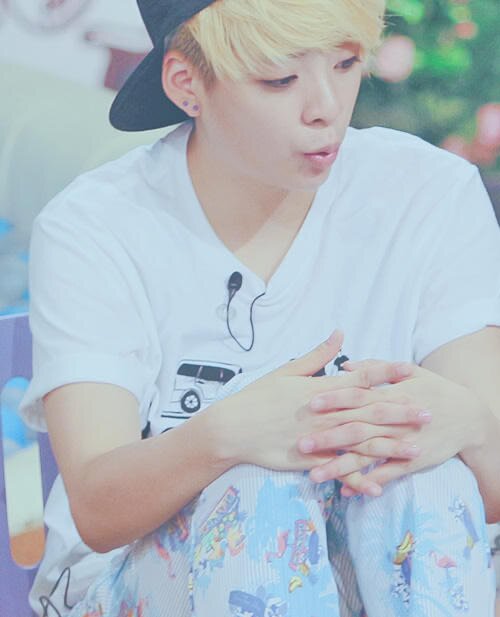 Tell me why you're so hard to forget. Don't remind me, I'm not over it exocanyol92 ♥