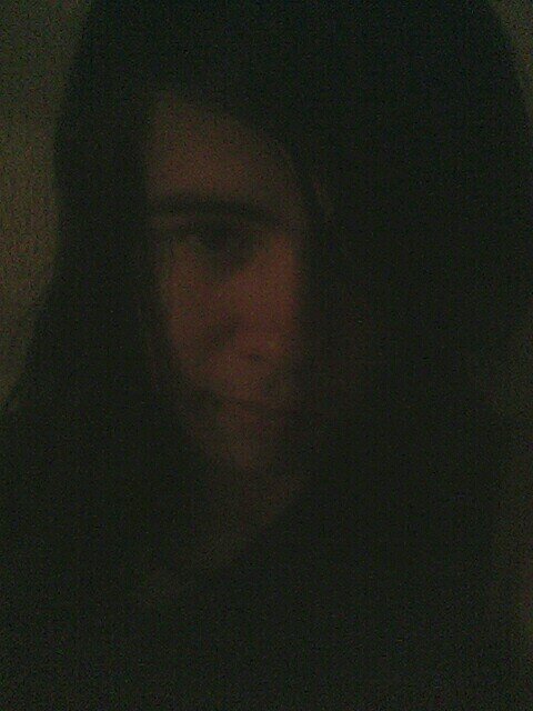 DeathIsNotKind's profile picture. La soledad no es una opción y lo odio.