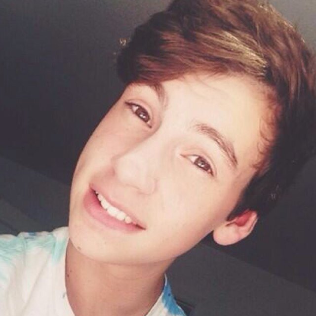 ♡Just an average O2L professional fangirl. 0/6 O2L☁ Ryan1/6 SDK. 0/3 MANNNTV♡ •closet drake fan•