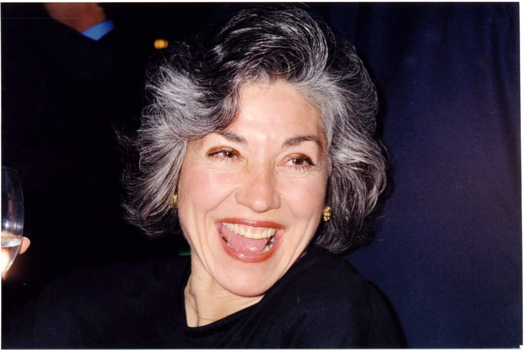 frannie112's profile picture. Loves politics, opera, mvs, TV, books, advocacy &  volunteering for community. voting rights, preservation,citizen action,civil rights,environment & animals