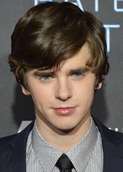 Hey there, i'm Freddie Highmore, and I love you :)