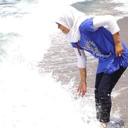 Live While We Young :*