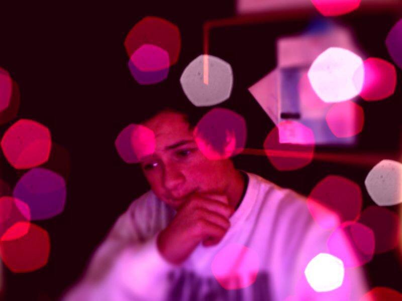 Chee, Kia Ora Lads! Im a young gamer, play cod and I'm looking to go big. Looking for sponsors. Add me on xbox: vSeeek and msg me
