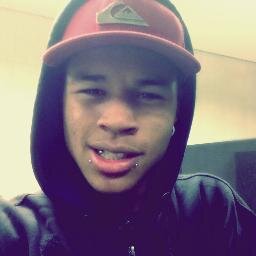 Cello_Souz's profile picture. CAN KEEP CALM AND, I'll kiss you ?