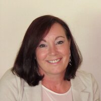 Helen Anzani (@helenanzani) Twitter profile photo