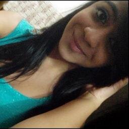 Na vida existem erros e verdades, dizer que te amo pode ter sido meu maior erro, mas foi minha maior verdade! {!}'