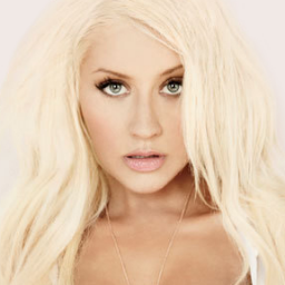 The italian Christina Aguilera twitter page.