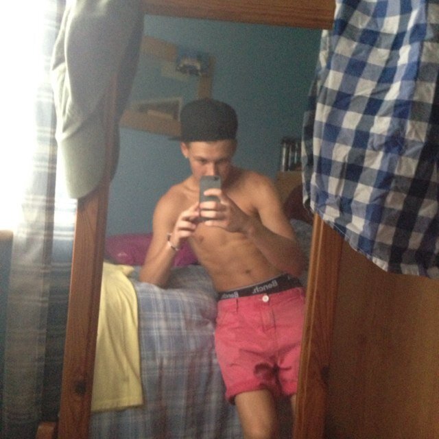 kyleallen24's profile picture. iMessage me ky_allen@hotmail.com