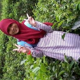 Pershabatan yg d'dasari olh keikhlasan hati & kasih sayang akn melahirkn keabadian dlm kebersamaan. .  :):)