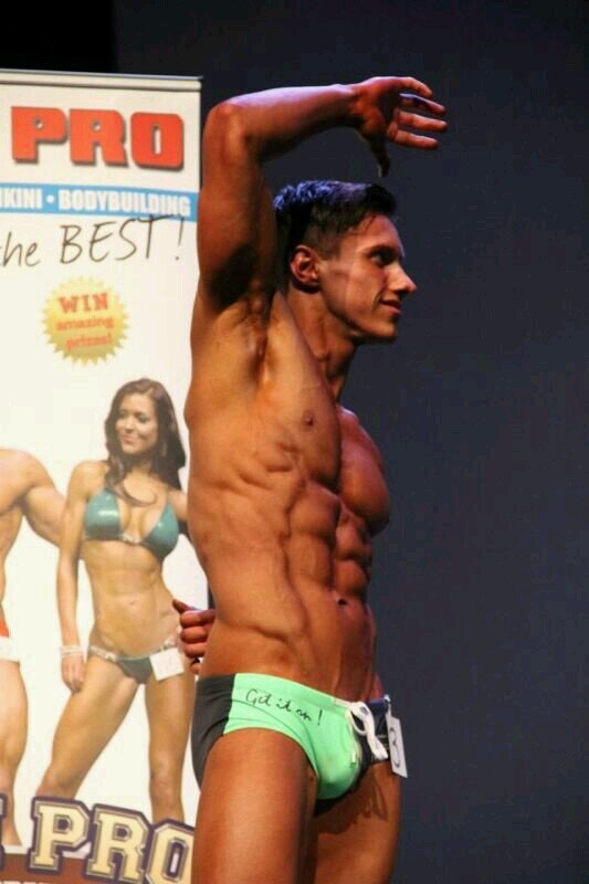 SaundersFitness's profile picture. Personal Trainer / Physique Competitor / Gym Enthusiast