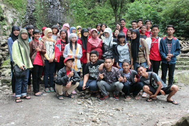 x-7 memang te-o-pe.....anaknya bu Diah Krisdiyanti♥ angkatan 2012-2013