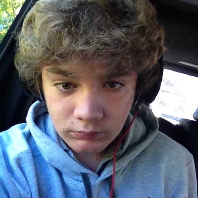 fabiolino514's profile picture. fans of Jennifer lawrence