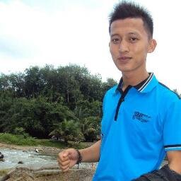 Untukmu yang sedang tenggelam ke dasar kesedihanmu, sesungguhnya engkau tak sendiri...