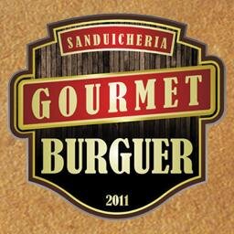Não é fast food, é Gourmet Burguer! Localizado na Avenida Roberto Freire, em Capim Macio.
