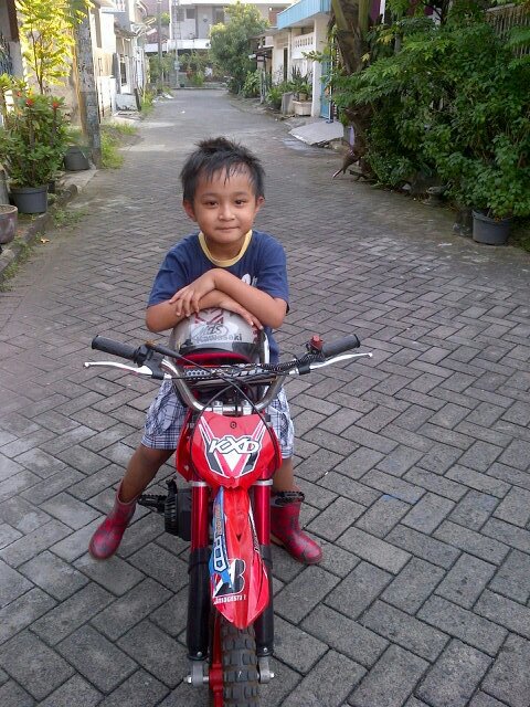 deagfa's profile picture. Happy Family