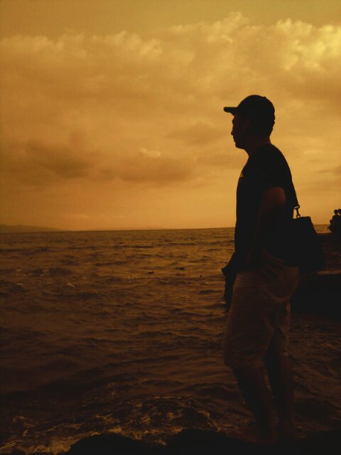 pandry_gunners's profile picture. T-shirt Band, t-shirt Surfing, Sweater & Jaket Bola, Tas Surfing
, jeans, More Info 
 085317679127 / 25CC5936