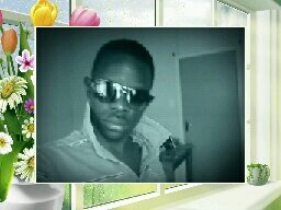 Am a Simple guy who likes chating with friends, felfree gul call me text me email me i enjoy making new friend all over the world.