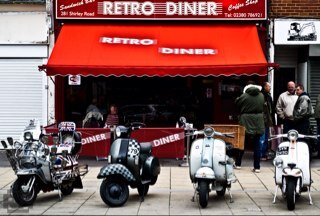 diner_retro's profile picture. The retro cafe Full english all day breakfast,snacks,hot & cold drinks