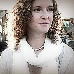 Humanitarian Aid Worker, sharing the adventures encountered in DRC. Join me on my travels and share with me the next challenge!
