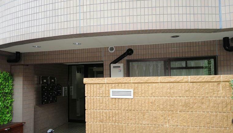 ゆったりした滞在型の観光、お仕事、学生さん、自宅建替の仮住まい、海外からの里帰り、なんとなく京都で暮らしてみたい方などなどに向けてマンスリーマンション・貸家などを運営する個人家主です。北嵯峨でシェアハウスを準備中。フォロー・拡散歓迎。基本相互、いいね返し。中の人・個人趣味垢 @usaginousasan もよろしく！