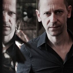 composer arranger producer PAS LA PEINE & STORYTELLING SERIES music publishing manager