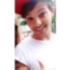 Free follow from @julesniall go follow her back :)