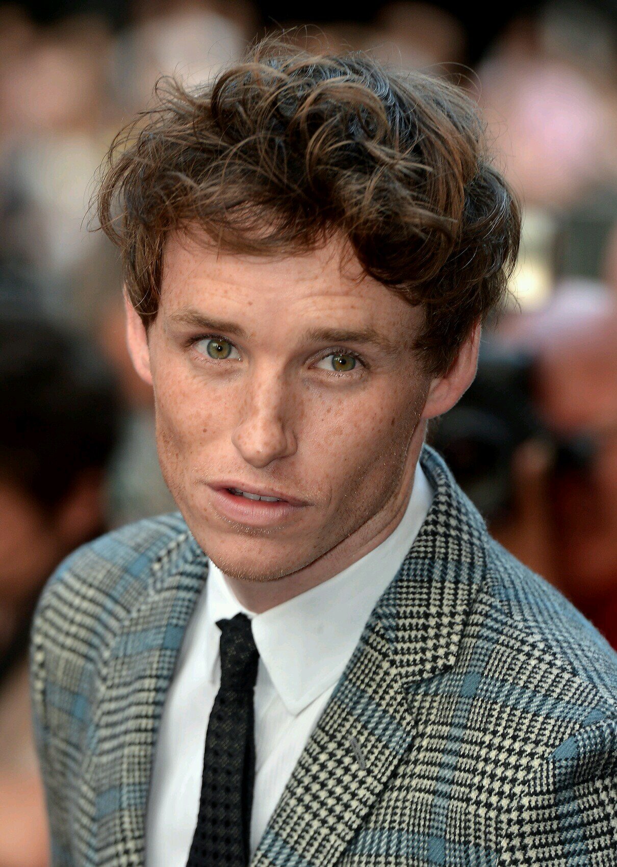 News and pics from the talented actor Eddie Redmayne, Oscar 2015 winner #redmayniacs