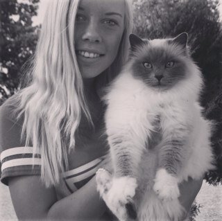 lhuardik16's profile picture. 