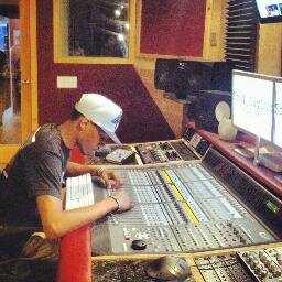 My purpose is to make sure you have a turnt experience when my work gets spinned, for all inquires or bookings email Oso.mce@gmail.com or contact (4)-831-6323