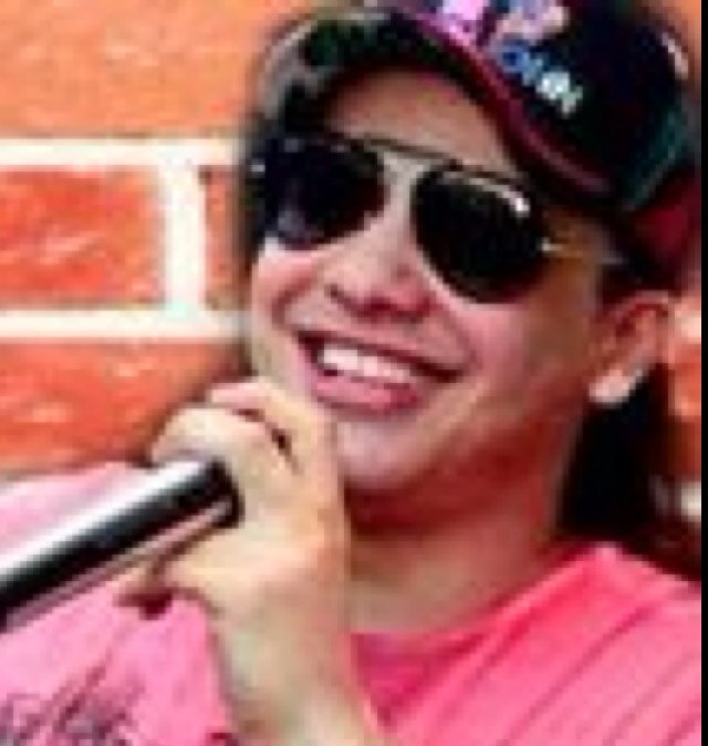 Na certeza de que Deus está comigo vou seguir em frente em busca dos meus sonhos!! @WesleySafadao . Fc Desde de :30/06/13!