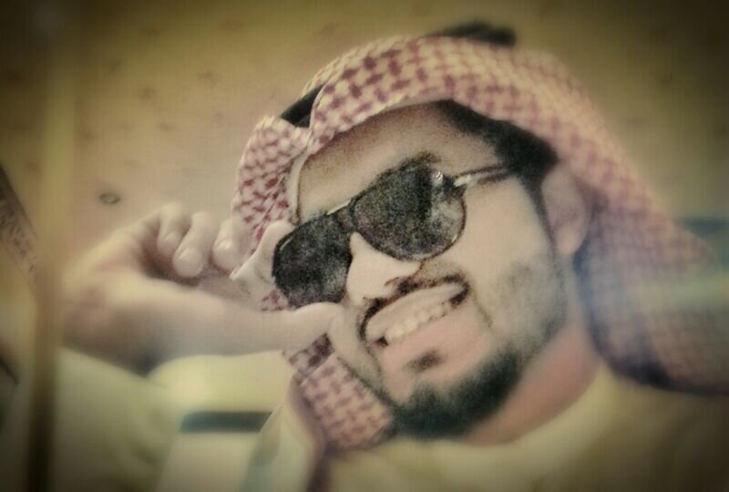 ‏‏‏‏ ‏لو كل الناس يتمنون قربك انا غير الناس أتمنى أكون جزء من قلبك♡♡♡