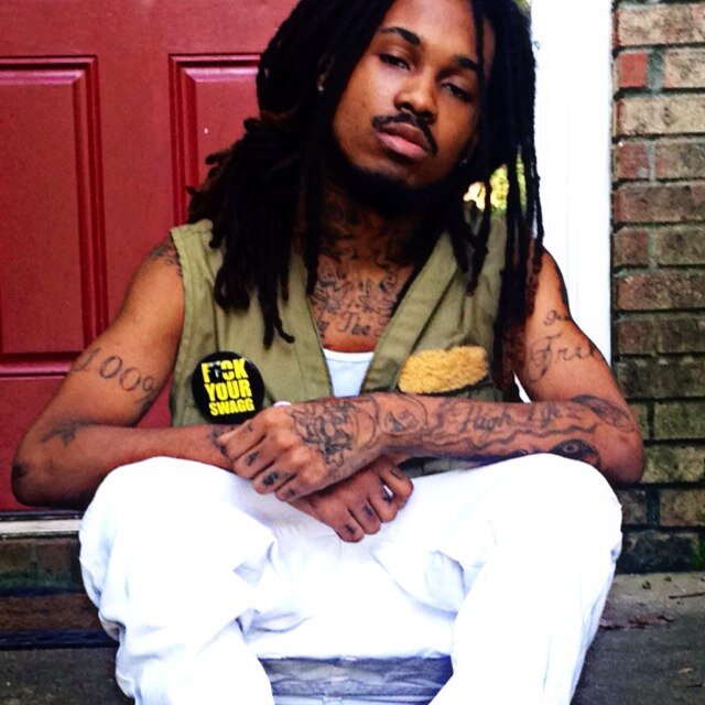 Its every man for himself if you wanna play in the jungle its survival of the fittest #OneManArmy fuck LOE