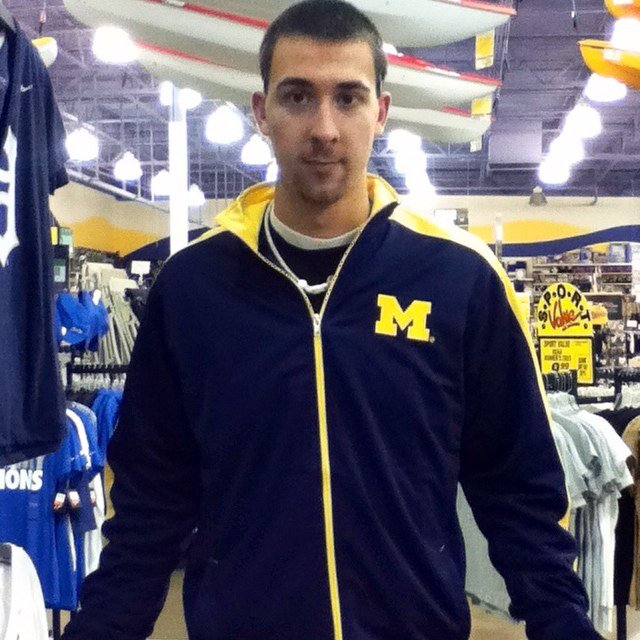 costerem's profile picture. 