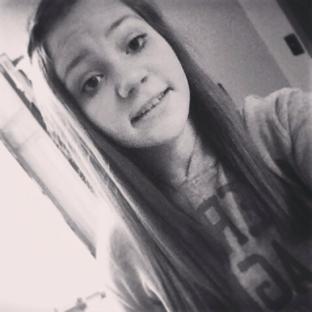 kamapazzz's profile picture. Kyra, Lindsaya, & Kayann is all i need.3