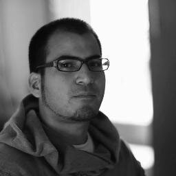 Compositor VFX , web-ero, dis`q blogger, aficionado al futbol.