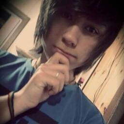 ♥ Seu sorriso vale mais que um diamante se voce vier comigo entao nos vamos adiante... @ToFumada_ ♥