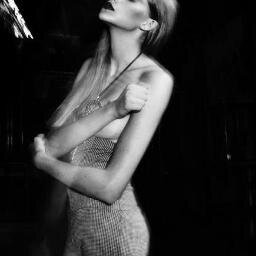 Fashion & Costume designer _Founder & Editor in Chief of Chaoster.gr