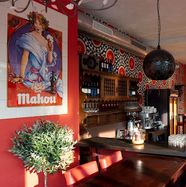 El Molino tapas bodega in Winschoten, dagelijks geopend vanaf 16:00 uur. Op dinsdag gesloten.