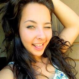 Possuo apenas uma vida, por isso sou do jeito que quero ser. Na minha condição, sobre meus efeitos, com a minha razão.
@ClubeFollowBack