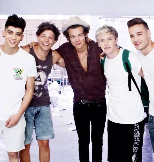 «Lastest news of @onedirection here» The band that lost X Factor but won the world. ♡Five Idiots♡ 0/5 »»»»» TMHT: 25/5/13 » 10.07.14 »