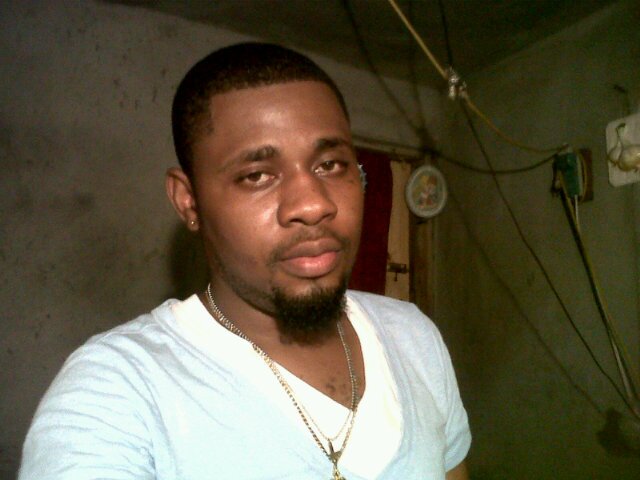 zoeross23's profile picture. Whatsapp 50931376650