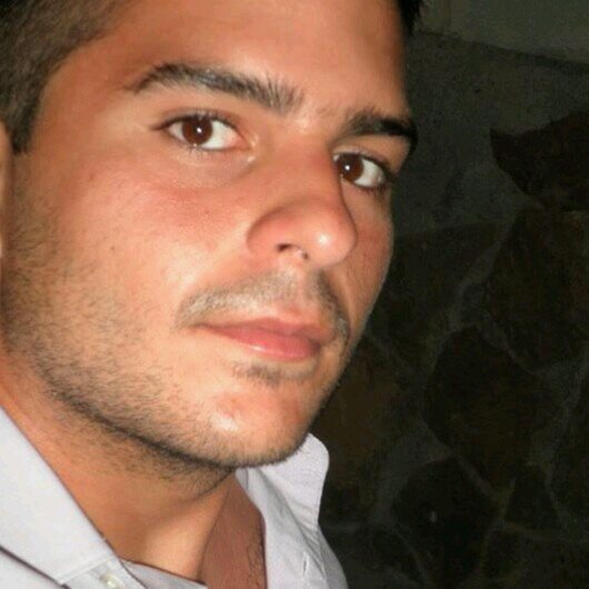 Estudiante de GADE en la UGR. Almeriense de nacimiento y con adopción granadina.Madridista hasta la médula