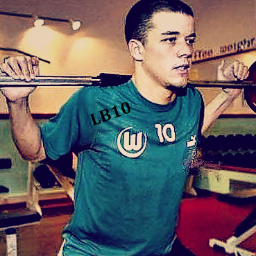 Louca pelo D'Alessandro, cursando Técnico em Agropecuária, gaúcha e pelo Inter eu dou a vida.