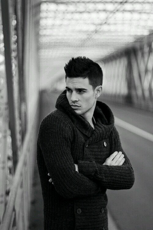 1000Slaam's profile picture. لمست الخيال