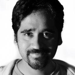Publicista de mente, fotógrafo de ojo, cocinero de estomago, emprendedor de alma y músico de corazón!