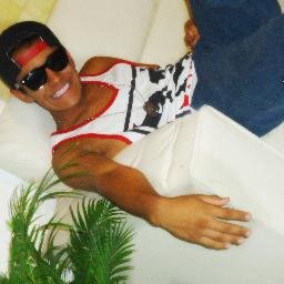 I was born in the island of enchantment PUERTO RICO I'm a lover of rap I like being myself copoeia not imitate or anyone if you give me I give unfollow unfollow