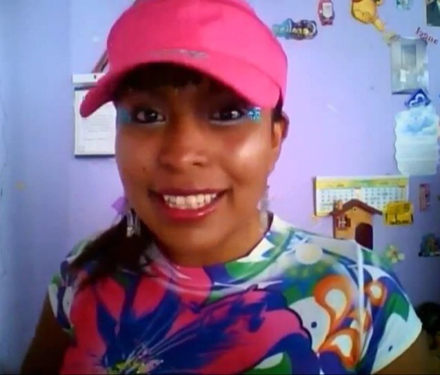 Tss pss me gusta la helektronica && salir con chabos bn guapos y hasi para resarle vien bonitho a San Juditas nueztro zeñor (Parody/Fake)