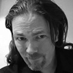Tech Evangelist, HUGE gamer, tactile designer, inventor & beer geek