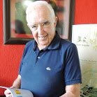 Consultor Educacional do Canal Futura, Professor, Palestrante e Escritor. São mais de 60 livros sobre e Educação e cerca de 180 livros didáticos já publicados.